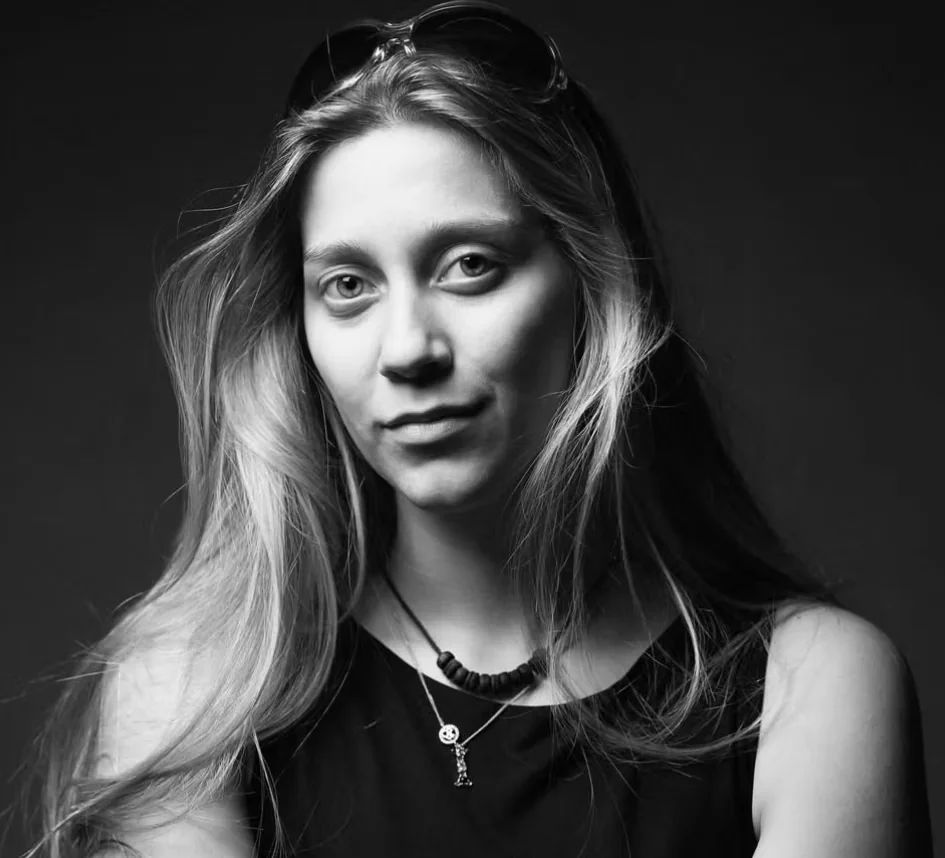 Portrét fotografky Isabely Jáchim